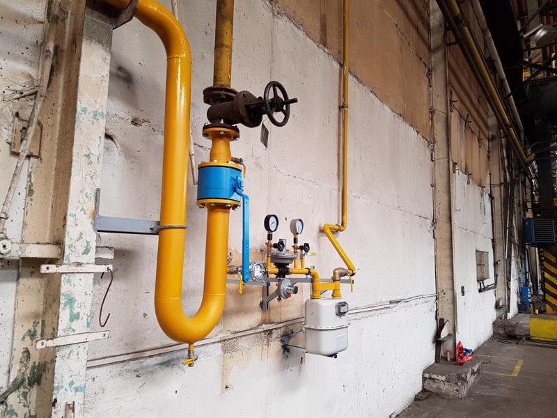 02 - Natural gas piping with regulation and measurement