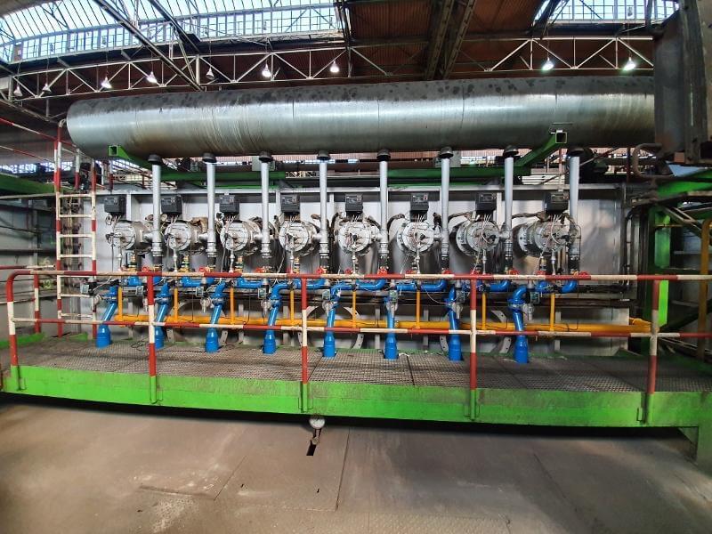 04 - Hardening furnace with eight recuperation burners