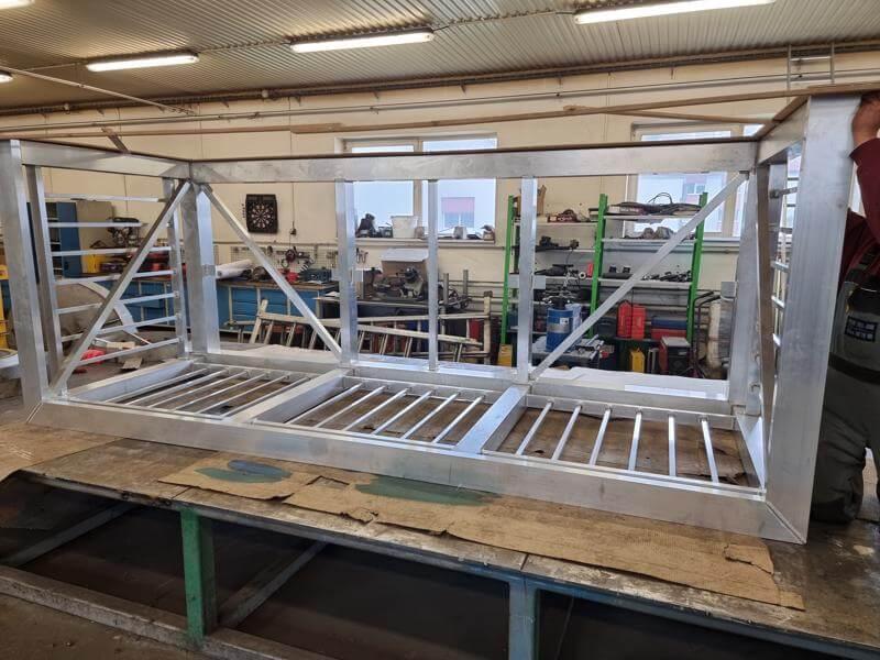 36 - Weldment of aluminium railing